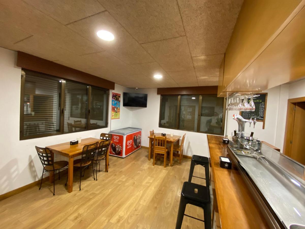 Albergue El Camino De Santovenia Santovenia De Oca Bagian luar foto